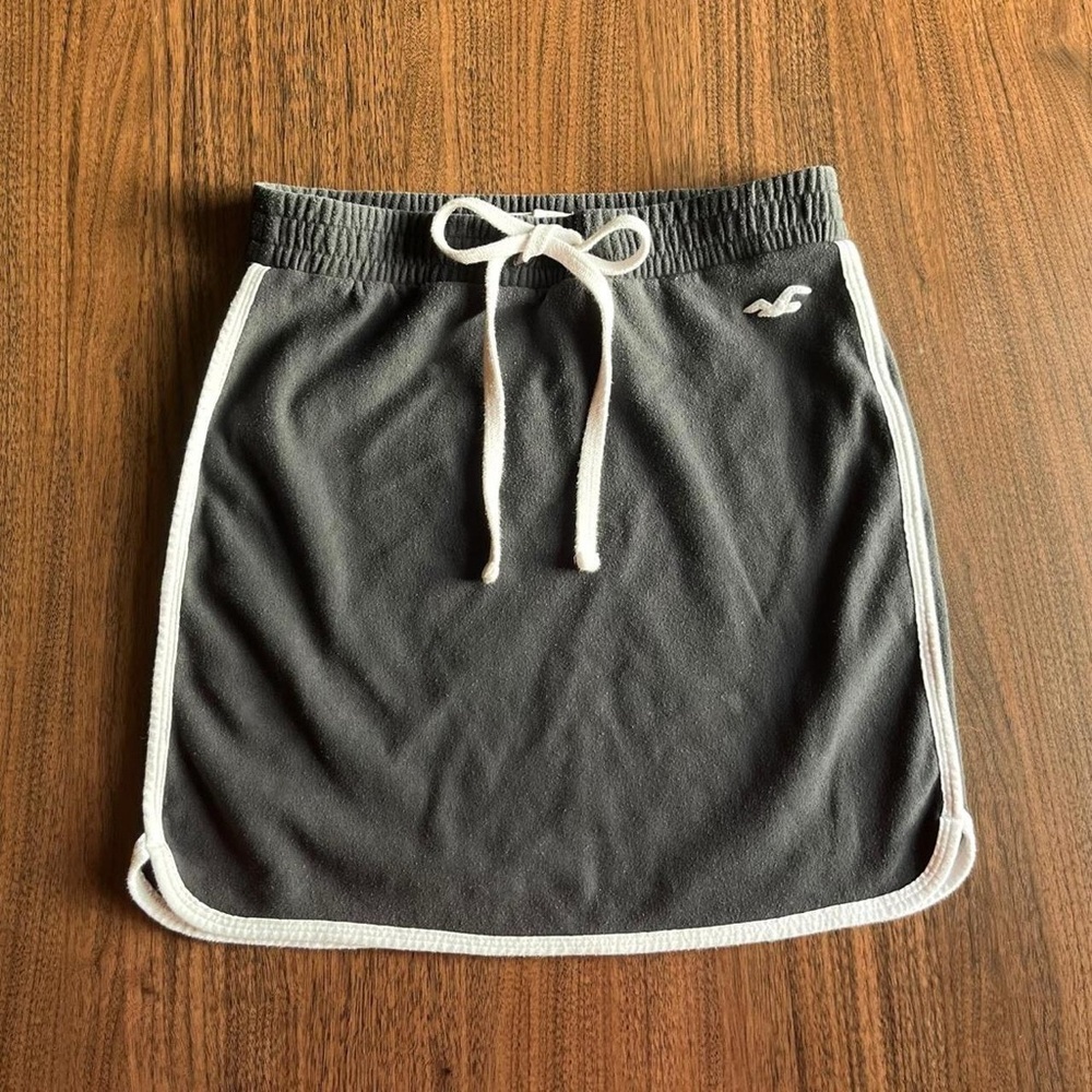 hollister sweat skirt